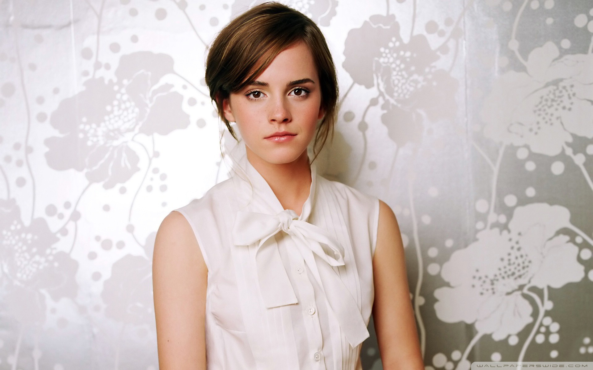 Fond d'ecran Emma Watson vedette