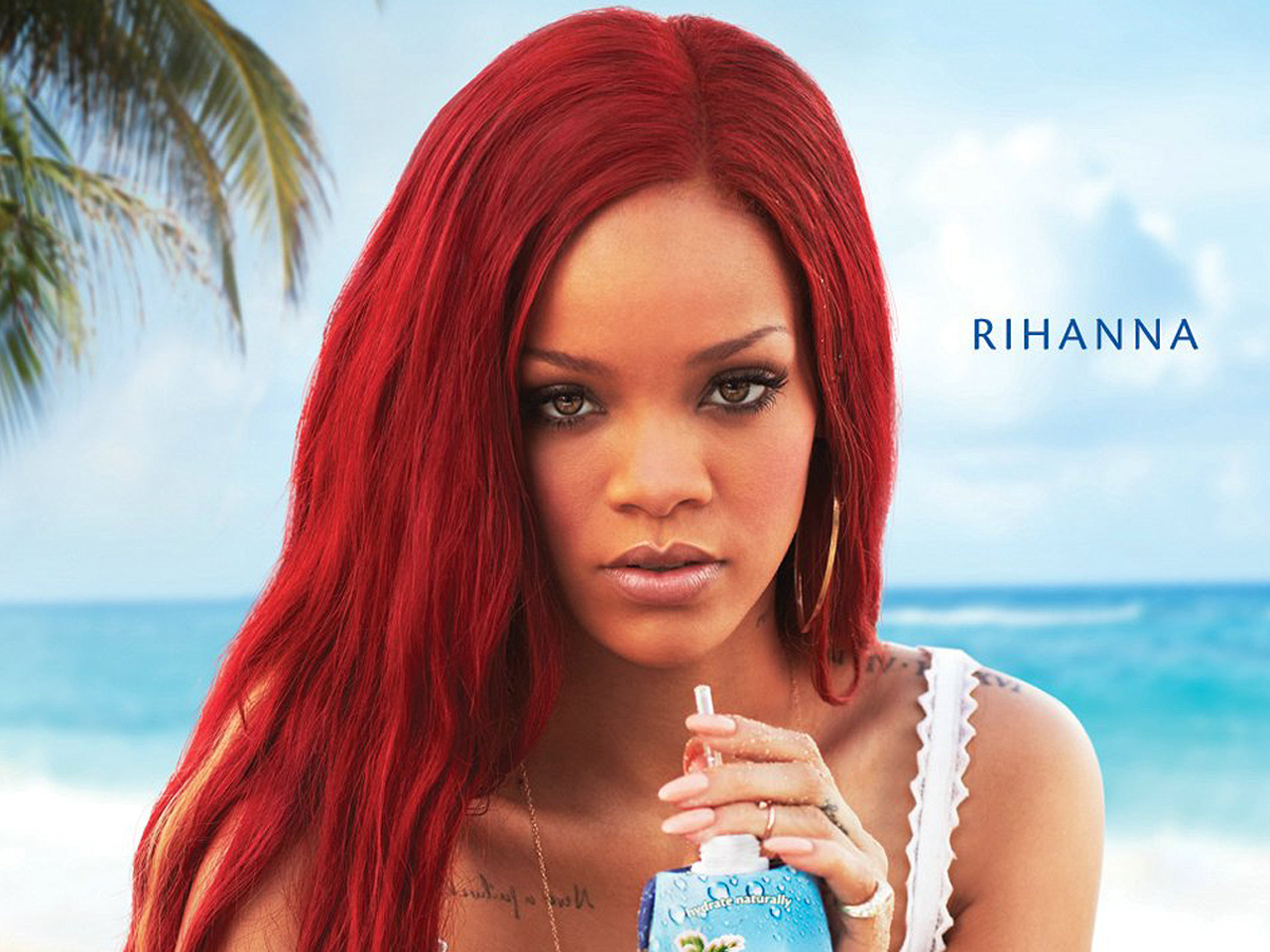 Fond d'ecran Rihanna sur la plage