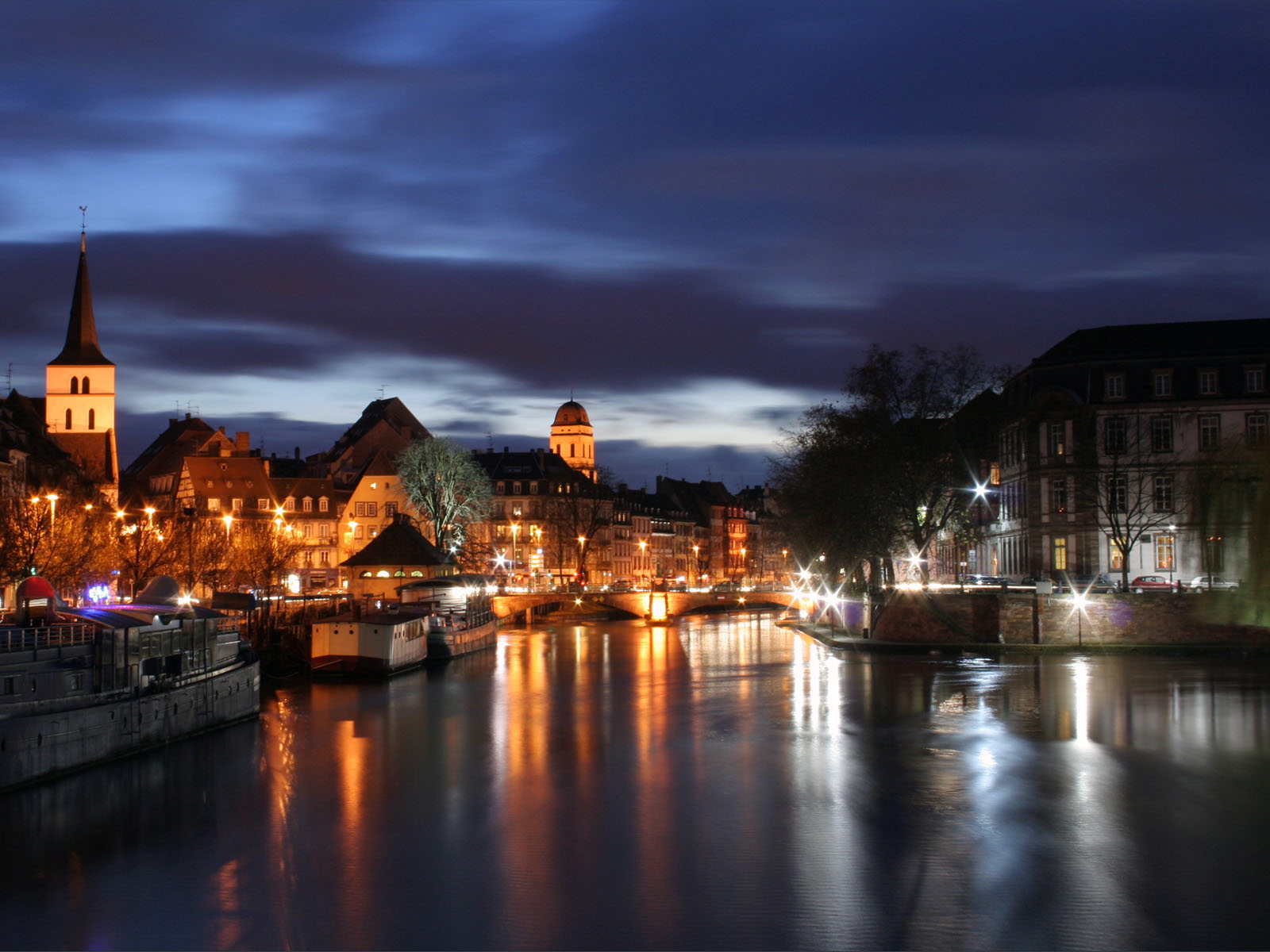 Fond d'ecran Strasbourg la nuit