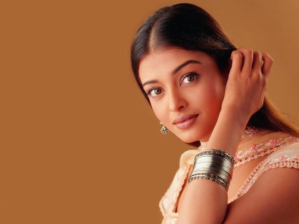 Fond d'ecran Aishwarya Rai jeune actrice