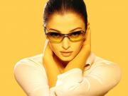 Aishwarya Rai lunettes