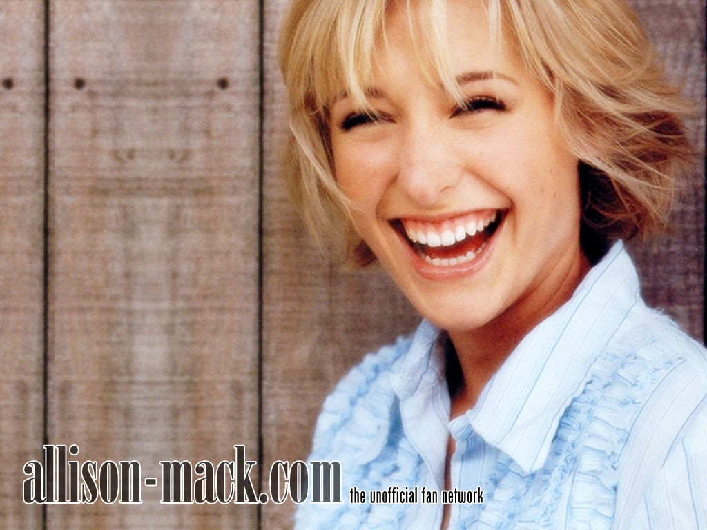 Fond d'ecran Allison Mack SmallVille