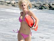 Heidi Montag sur la plage