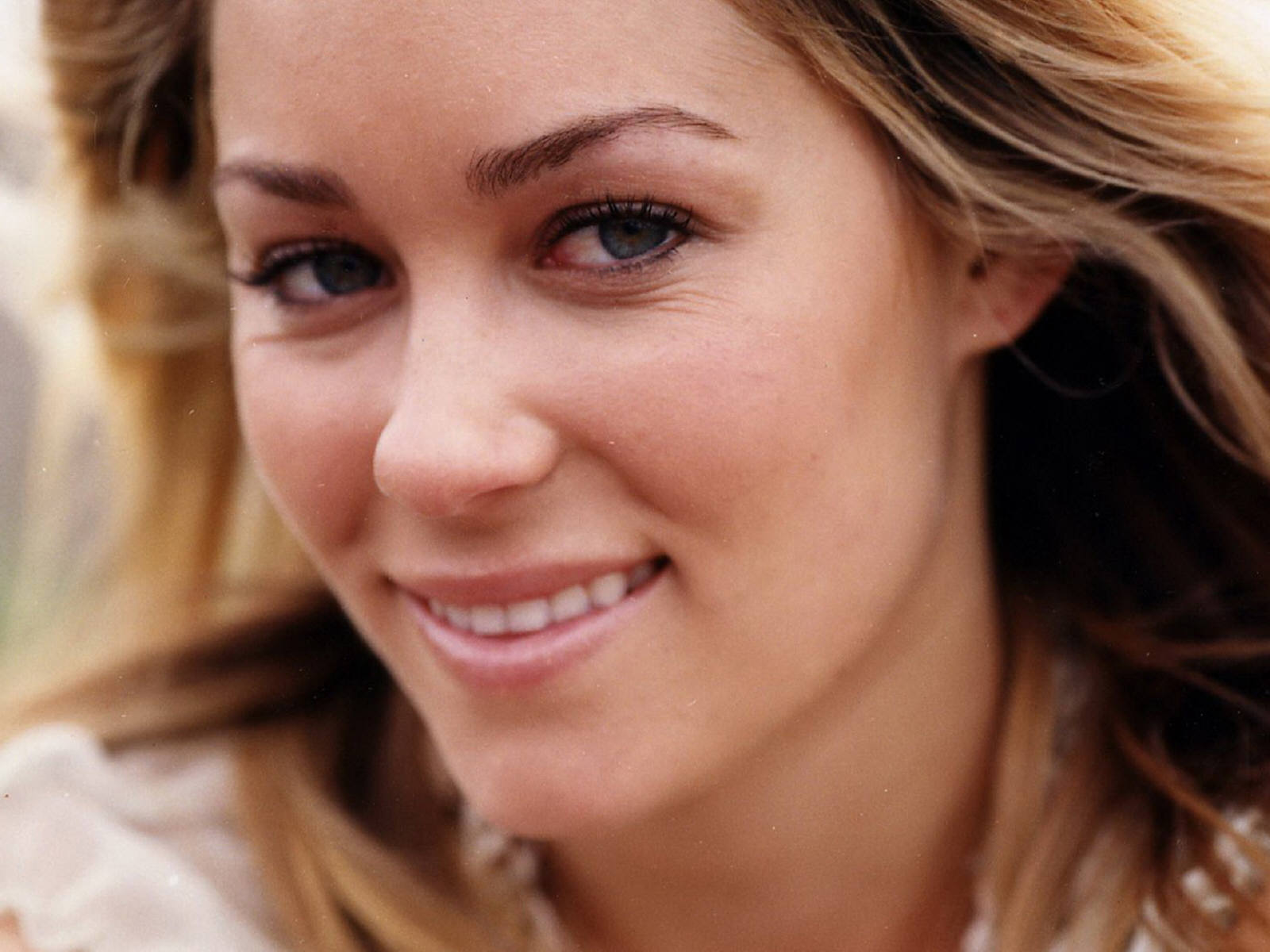 Fond d'ecran Jolie Lauren Conrad