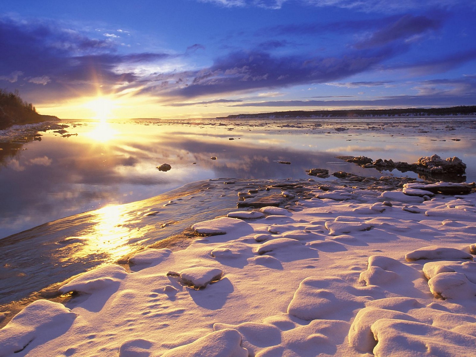 Fond d'ecran Couch de soleil sur plage glace