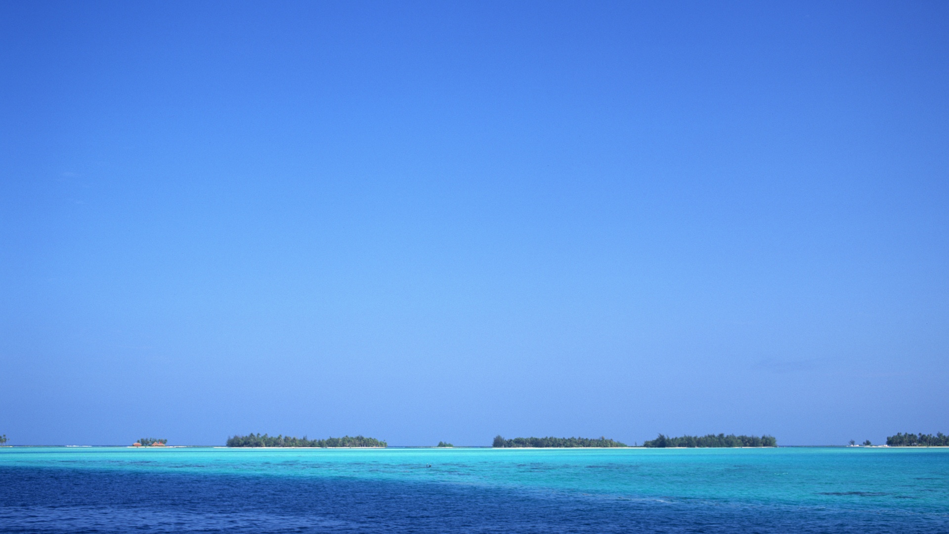 Fond d'ecran Iles paradisiaques au loin