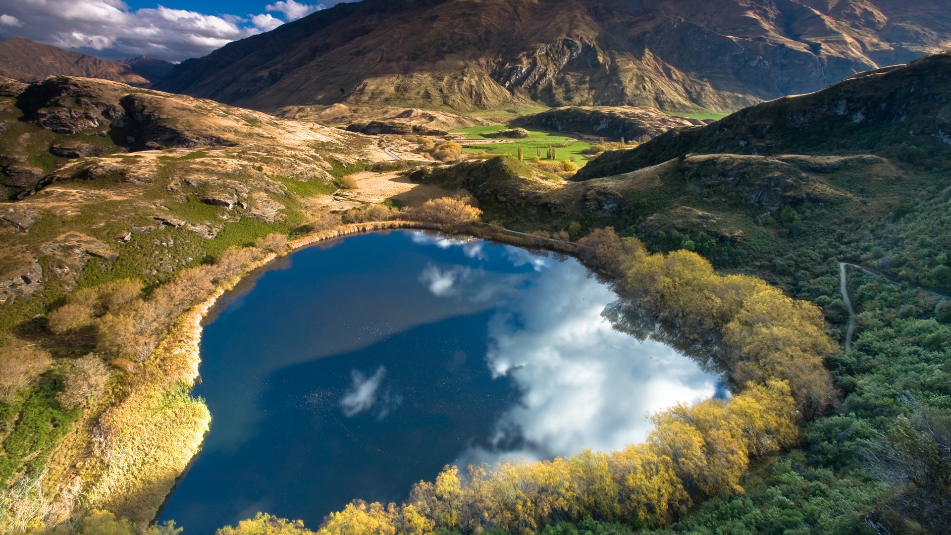 Fond d'ecran Lac de montagne