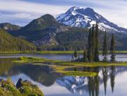 Lac et montagne