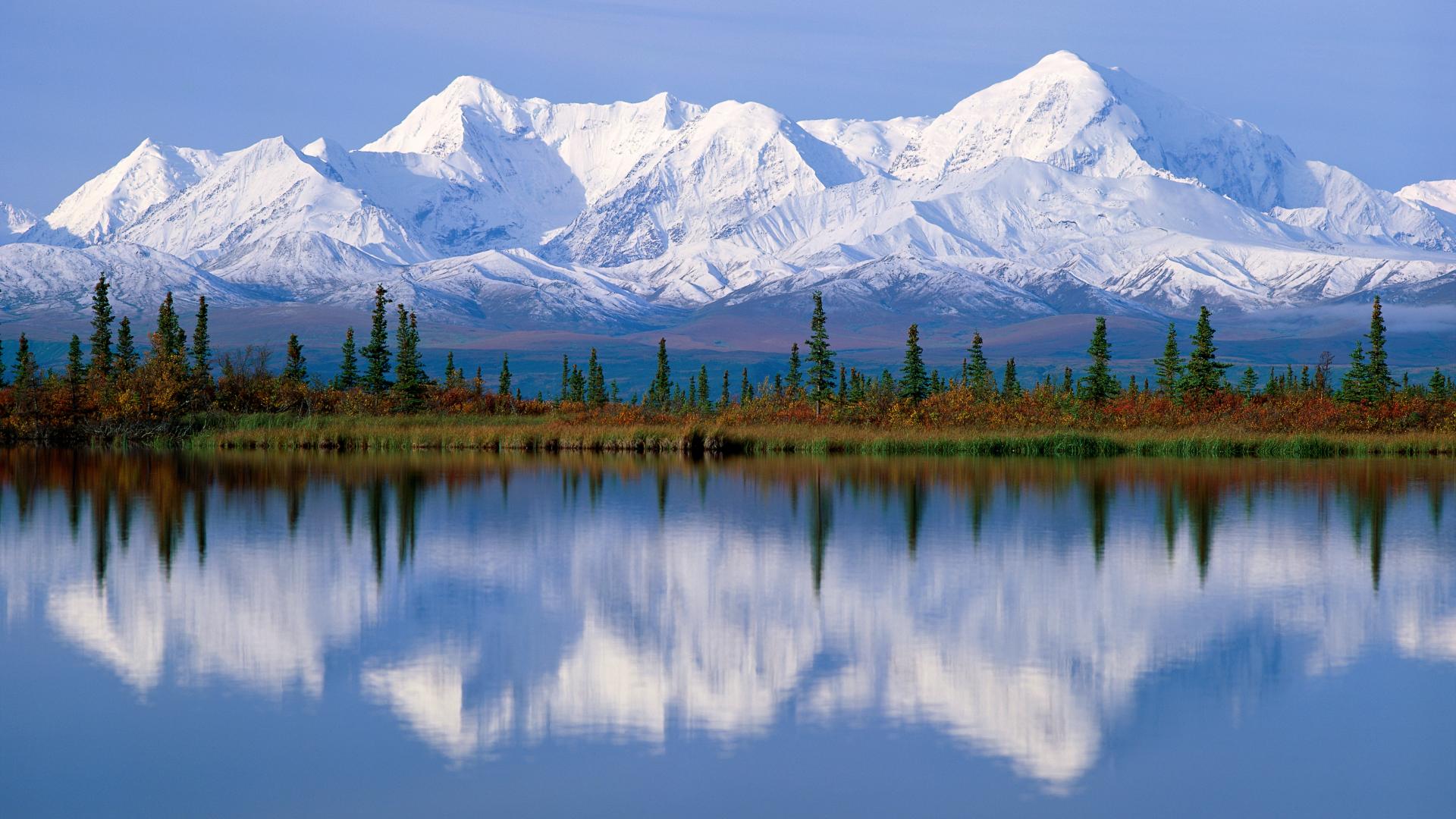 Fond d'ecran Montagne reflt dans l'eau