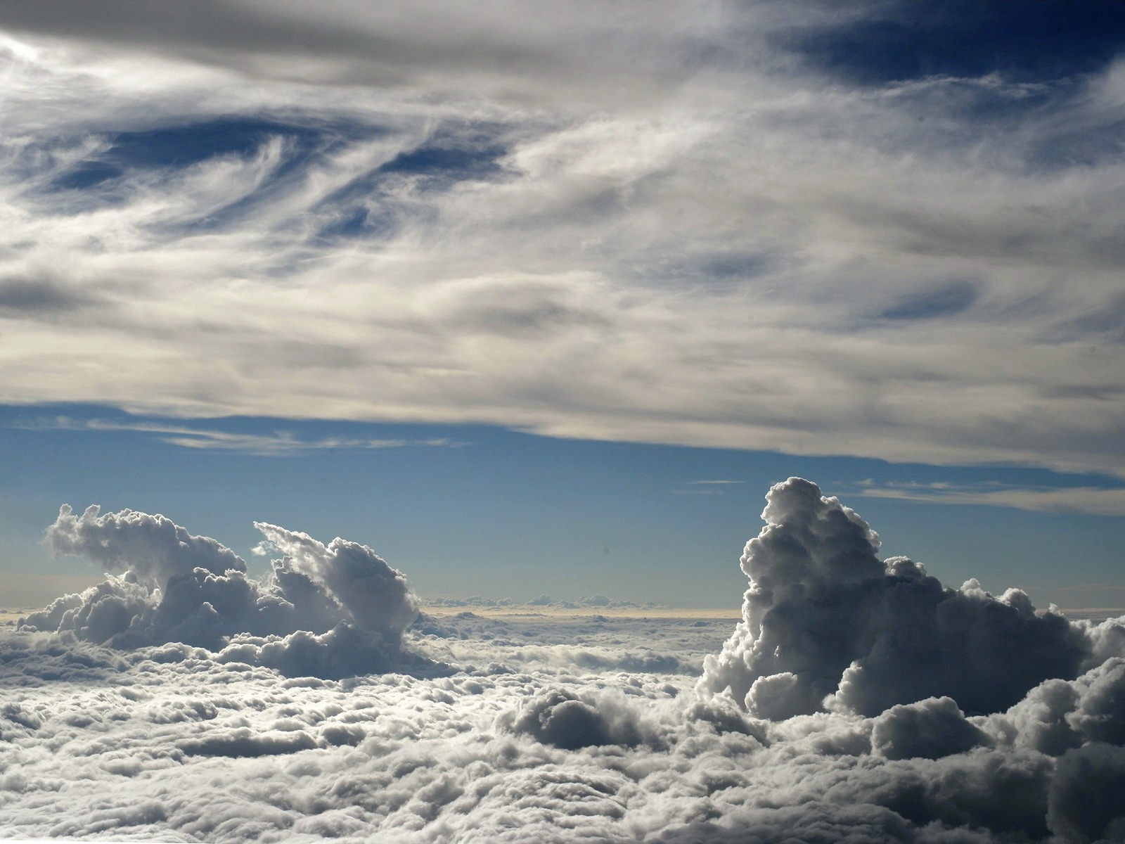 Fond d'ecran Nuages gigantesques