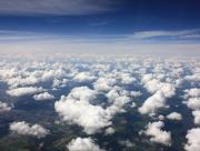 Nuages au dessus des terres