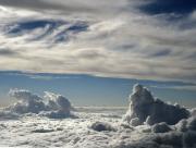 Nuages gigantesques