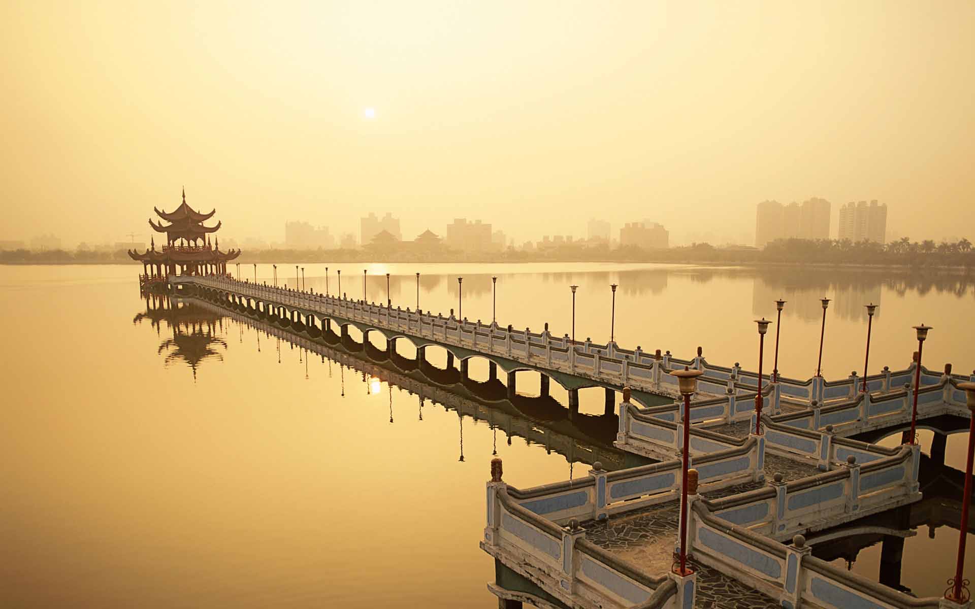 Fond d'ecran Ponton asiatique