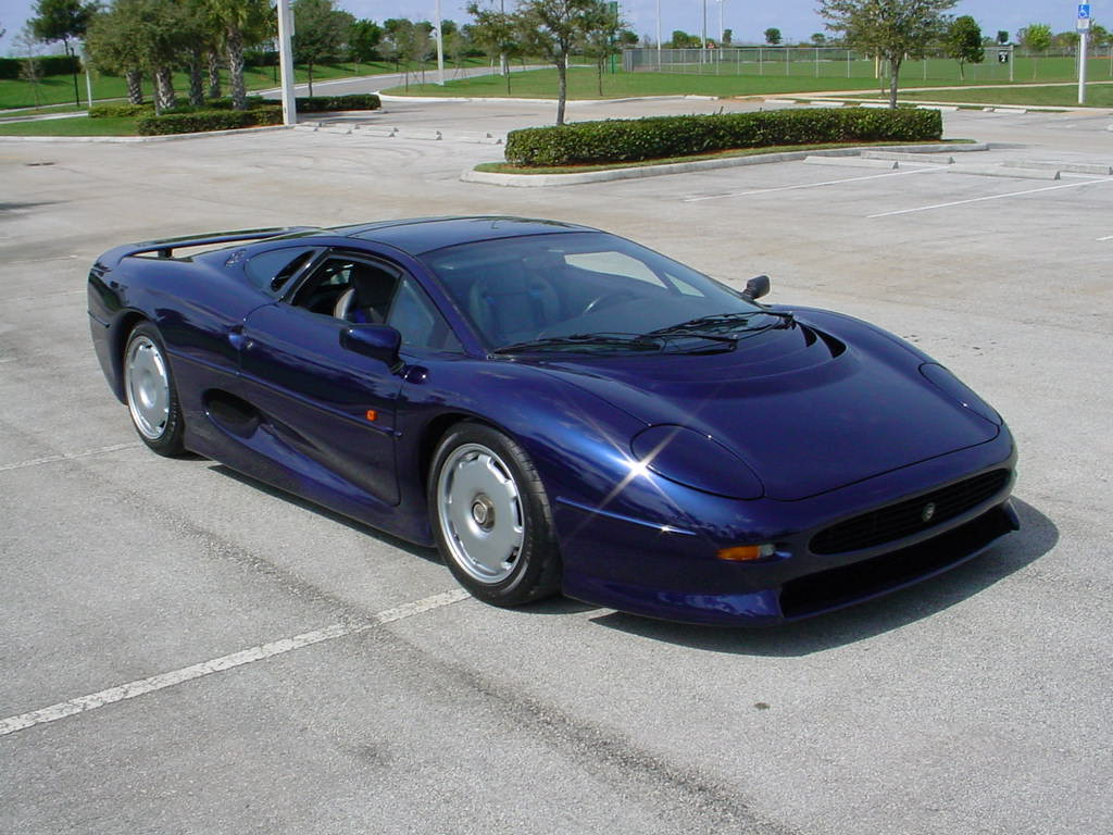 Fond d'ecran Jaguar XJ220