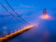 Pont dans la brume