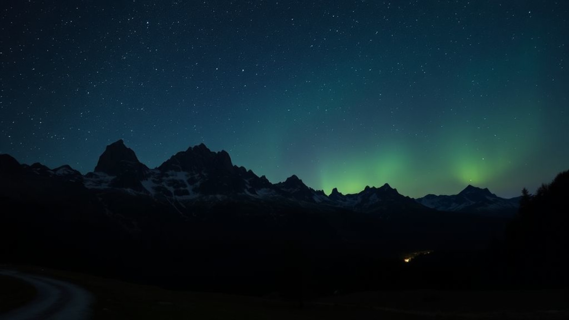 aurore boréale paysage nocturne avec étoiles scintillantes et montagnes majestueuses